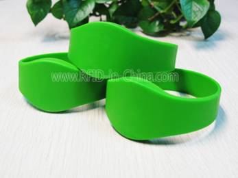 RFID Silicone Wristbands