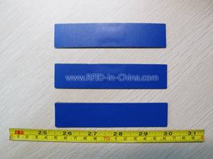 UHF on-metal tag